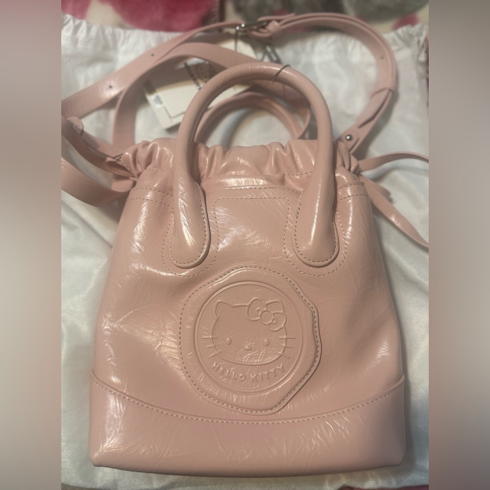🆕 Authentic Hello Kitty Pink Bag - Picture 3 of 6